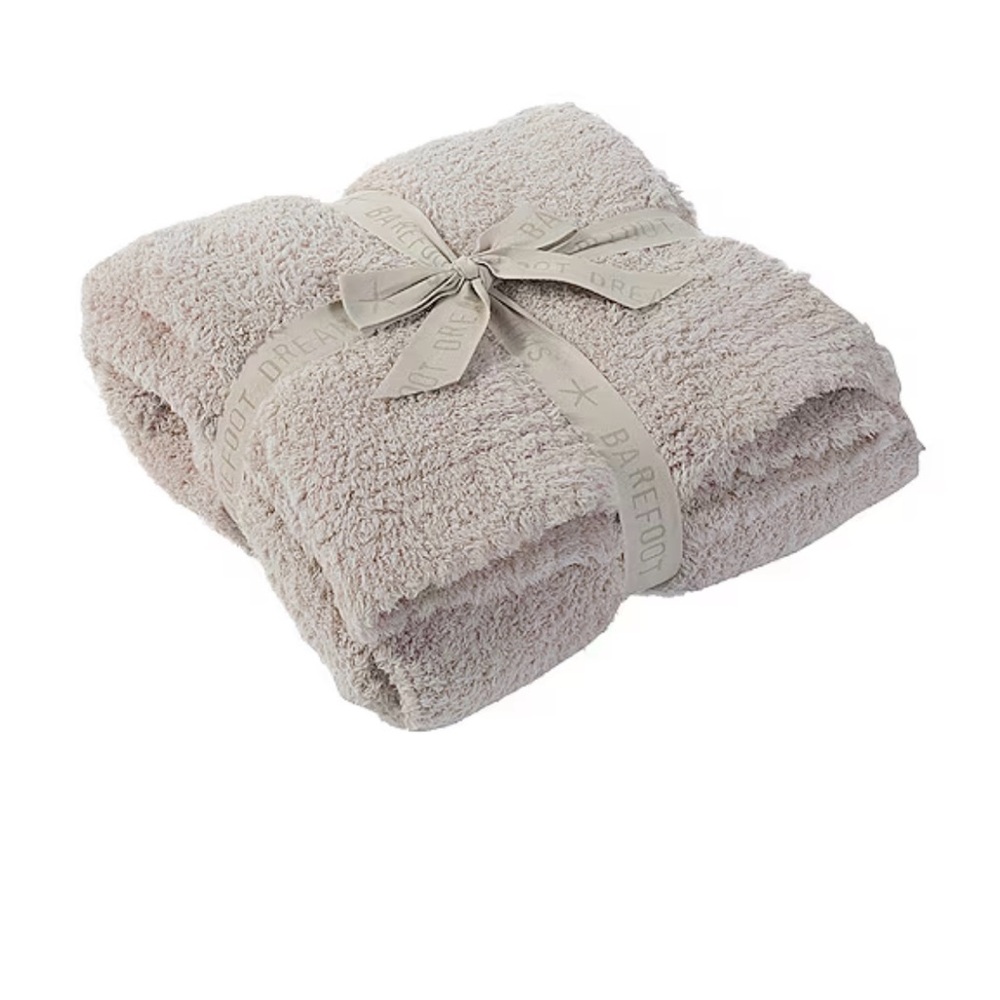 NWT Barefoot Dreams Cozy Chic Soft Grey Throw